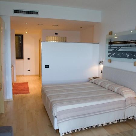 Garibaldi Citta' Apartment Trapani Bagian luar foto