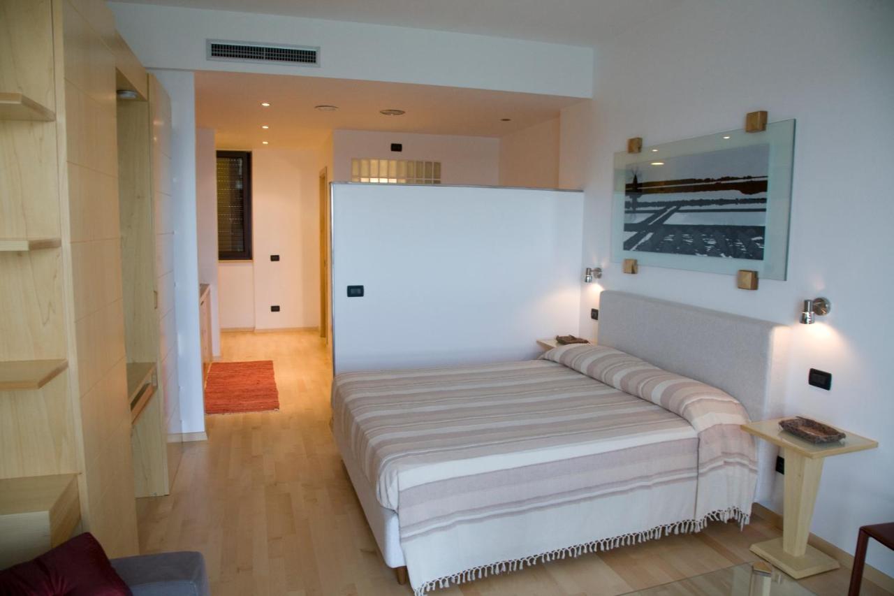 Garibaldi Citta' Apartment Trapani Bagian luar foto