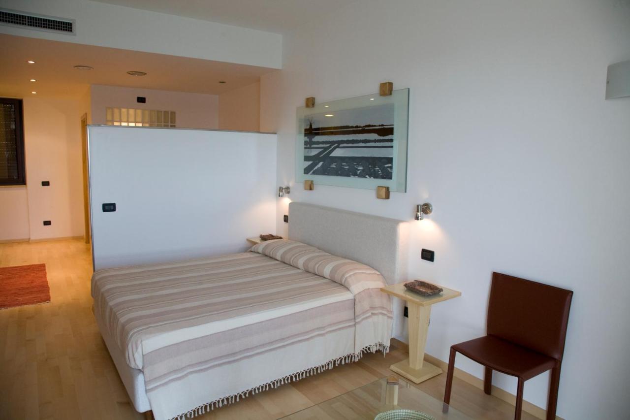 Garibaldi Citta' Apartment Trapani Bagian luar foto