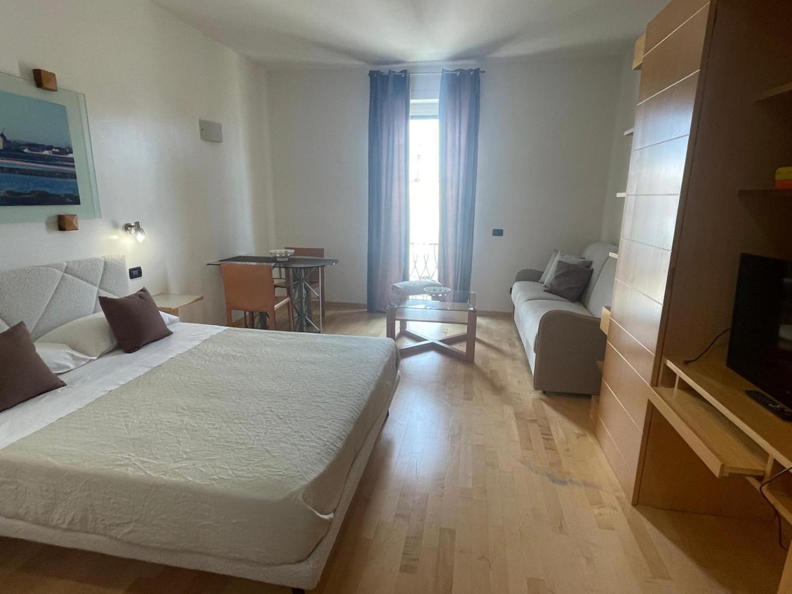 Garibaldi Citta' Apartment Trapani Bagian luar foto